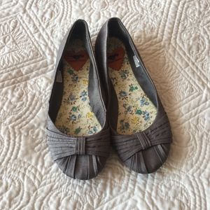 Rocket Dog Grey Flats Size 5.5